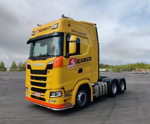 rmh-transport-silvasti-scania-s-highlin