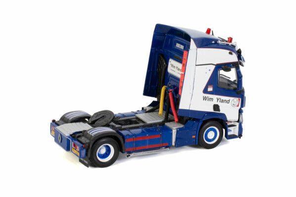 wim-yland-renault-trucks-t-4x2 1